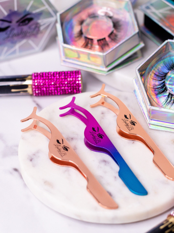Tweezers